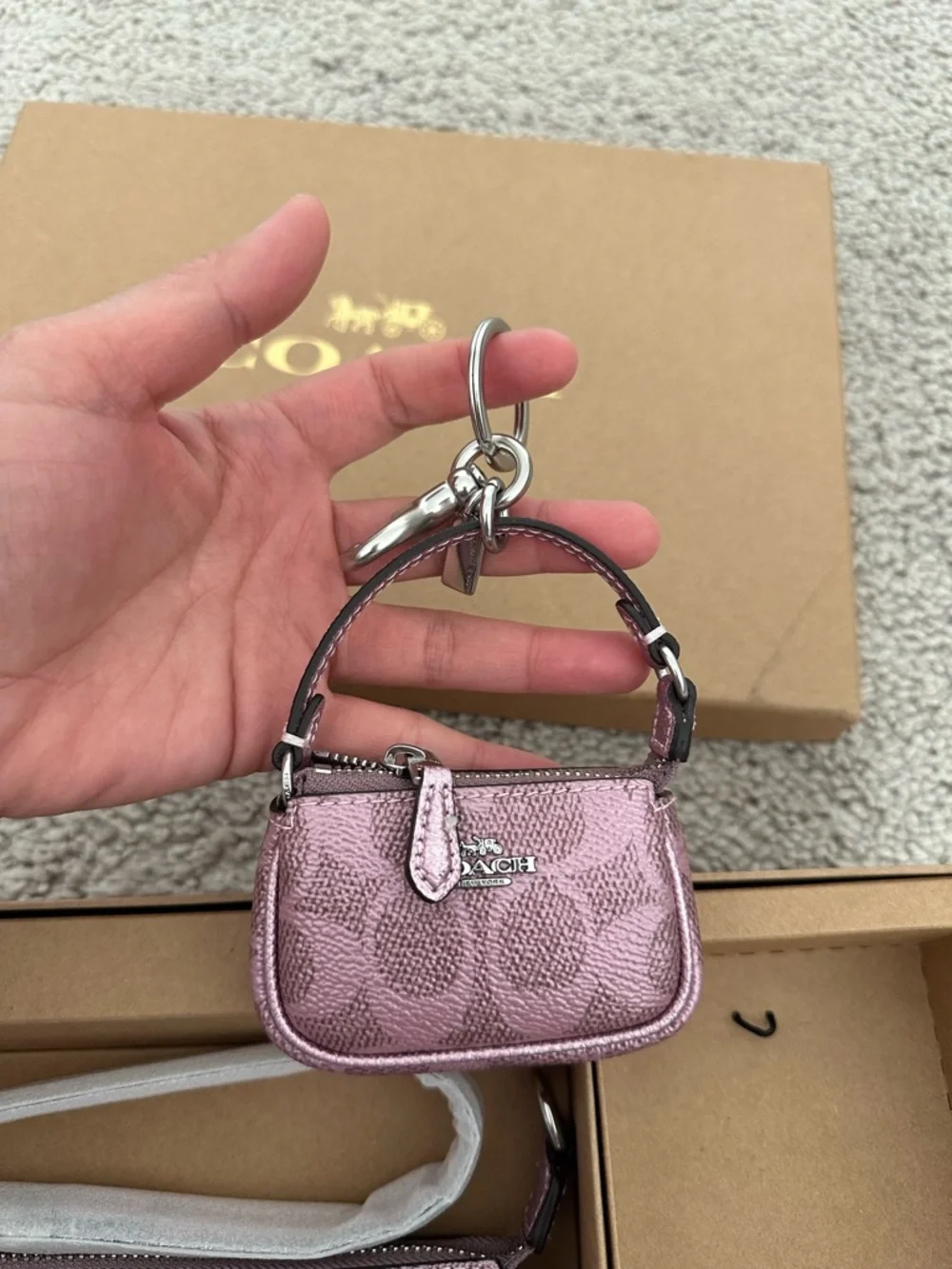 NWT Coach Boxed Nolita 19 And Nolita Bag Charm Set Pink/Rose CCK96 - Picture 6 of 9